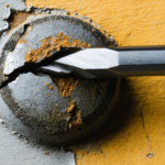 découvrez 7 méthodes efficaces pour dévisser une vis abîmée sans effort et éviter d'endommager vos outils ou surfaces. guide pratique et astuces simples.