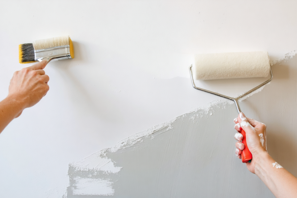 découvrez des astuces efficaces pour camoufler facilement les démarcations visibles après un raccord de peinture sur vos murs et obtenir une finition parfaite.