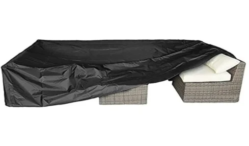 Comment protéger efficacement sa table de jardin toute l’année